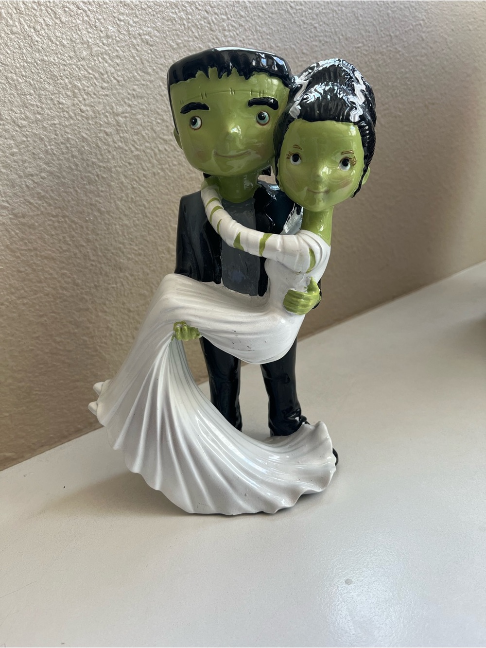 Halloween Frankenstein Bride & Groom Wedding Figurine